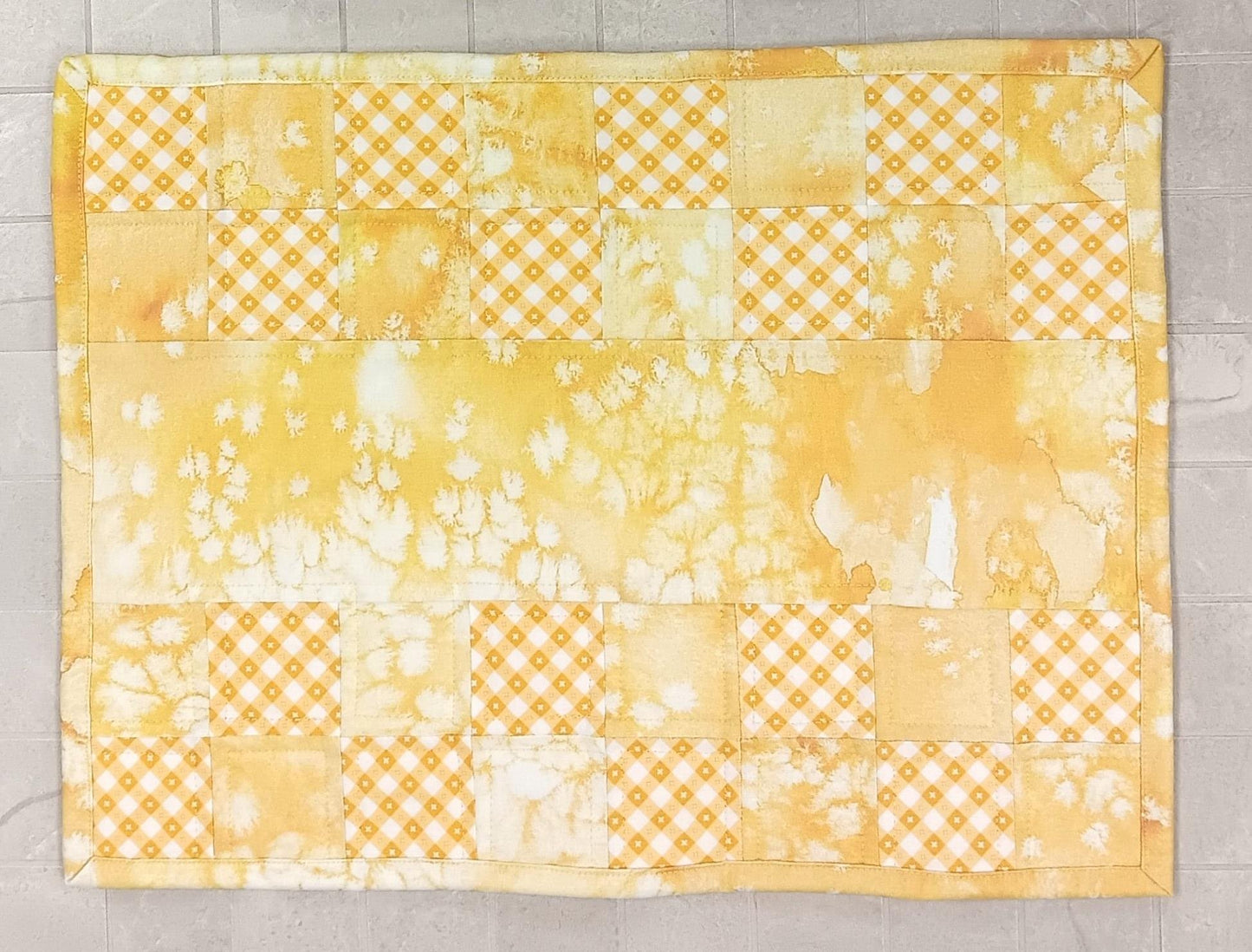 Checkered Placemat - FREE DOWNLOAD