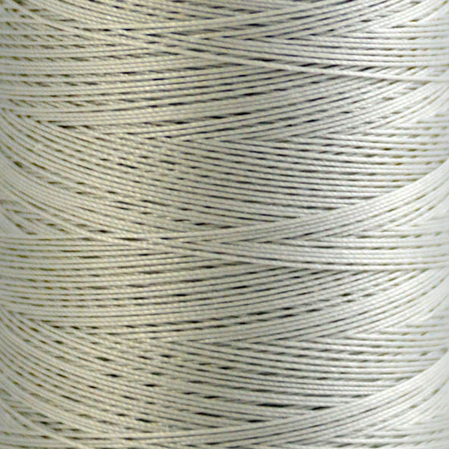 Gutermann Hand Quilting 39 Thread 200m/220yds